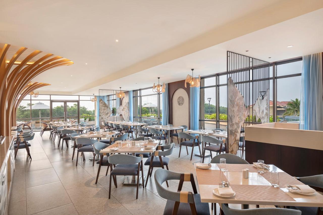 Radisson Blu Resort Visákhapatnam Kültér fotó